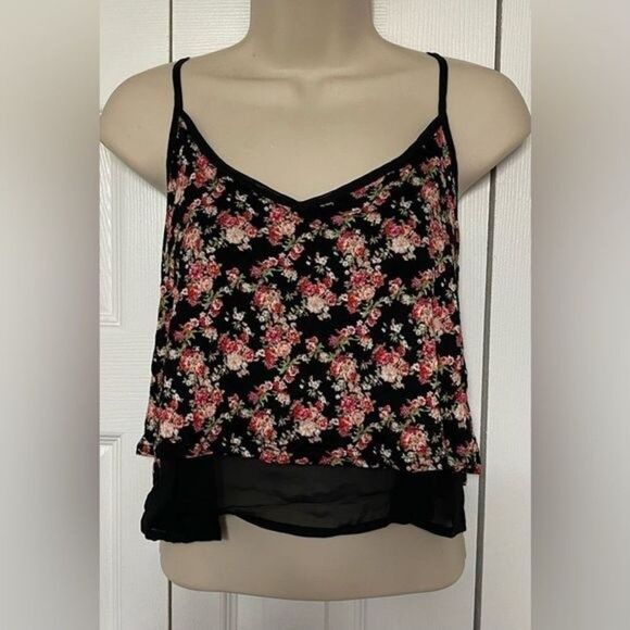 SALE✨  NWOT Flowy Crop Top -  Ambiance Apparel Floral Crop Top - Sz M - Picture 1 of 11